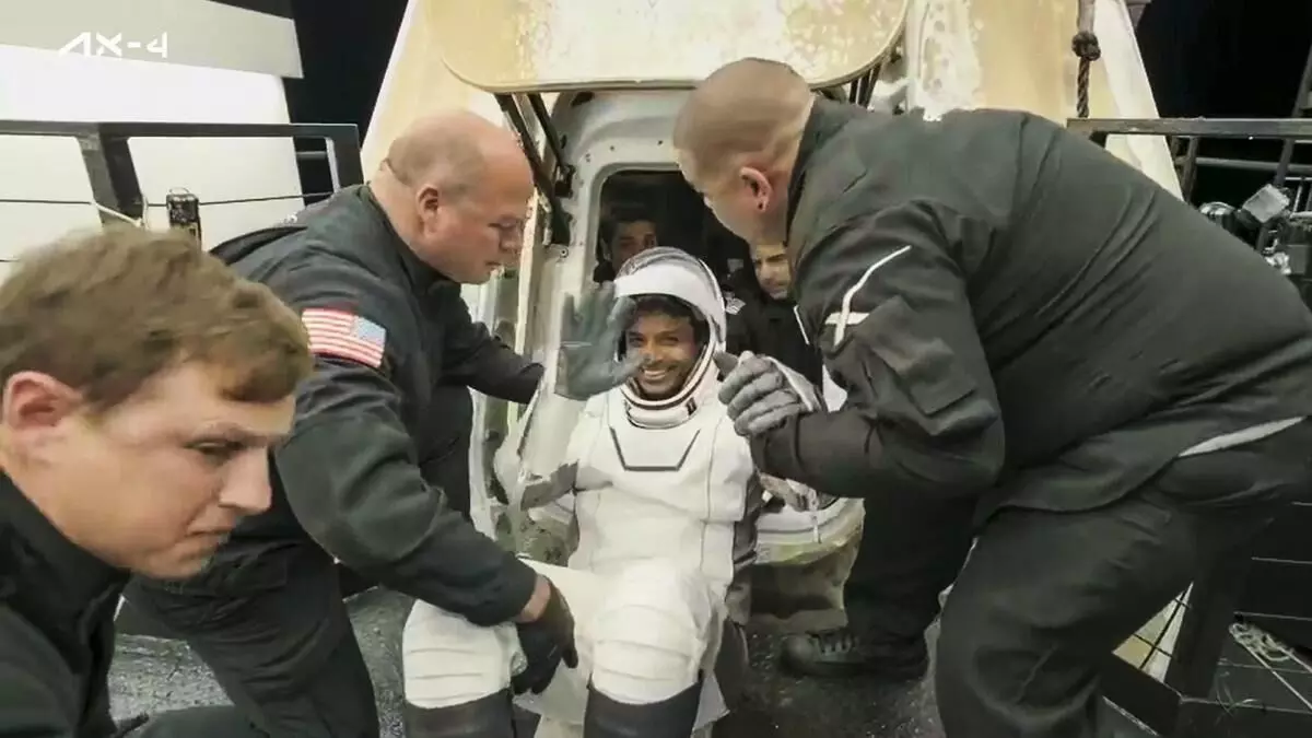 ಭಾರತದ ಗಗನಯಾತ್ರಿ ಶುಭಾಂಶು ಶುಕ್ಲಾ ವೈದ್ಯಕೀಯ ಮೌಲ್ಯಮಾಪನದಲ್ಲಿದ್ದಾರೆ: ಇಸ್ರೋ