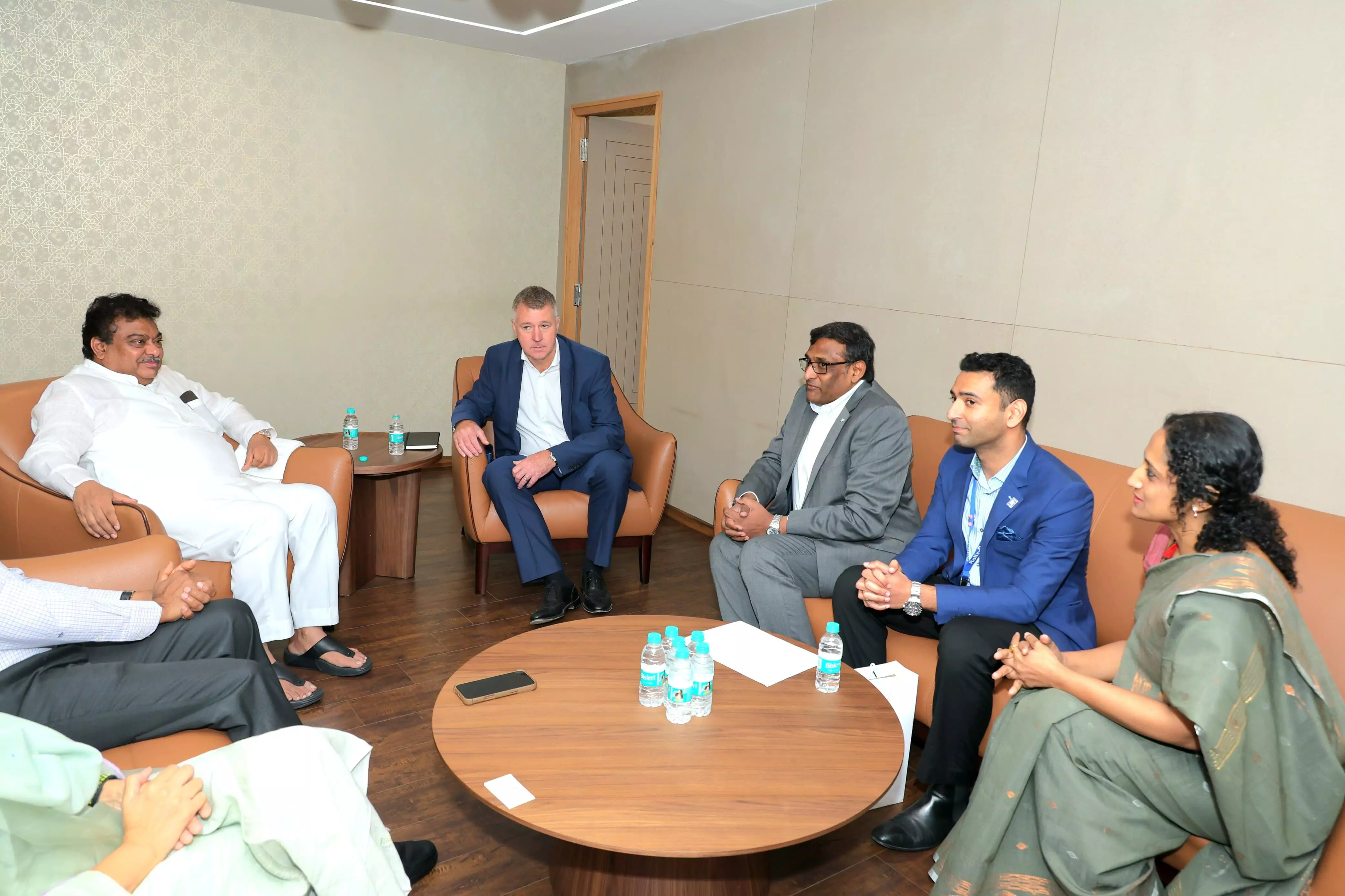 ‘ರಾಜ್ಯದಲ್ಲಿ ಹೂಡಿಕೆ’: ಕೈಗಾರಿಕಾ ಸಚಿವ ಎಂ.ಬಿ.ಪಾಟೀಲ್ ಜತೆ ರೋಲ್ಸ್ ರಾಯ್ಸ್ ಕಂಪನಿ ಮಾತುಕತೆ