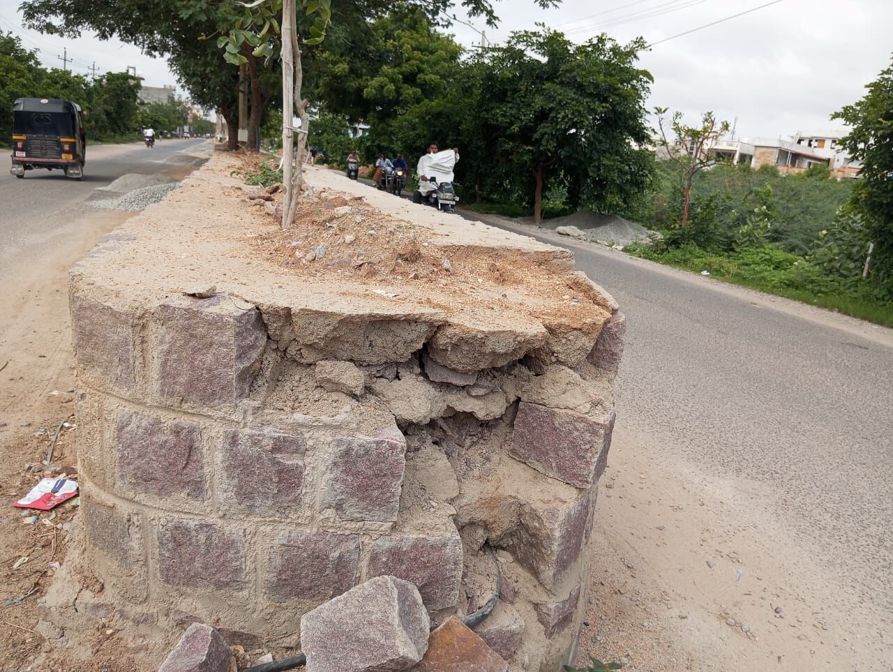 ಯಾದಗಿರಿ| ಕಳಪೆ ಸುತ್ತುಗೋಡೆ ಕಾಮಗಾರಿ: ಮಹೇಶರಡ್ಡಿ ಮುದ್ನಾಳ ಆರೋಪ