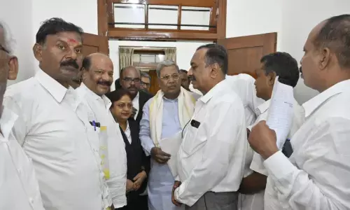 ʼಧರ್ಮಸ್ಥಳ ಪ್ರಕರಣʼ | ಸಿಎಂರನ್ನು ಭೇಟಿಯಾದ ಬಾಲನ್, ಸಿ.ಎಸ್.ದ್ವಾರಕನಾಥ್ ನೇತೃತ್ವದ ವಕೀಲರ ನಿಯೋಗ