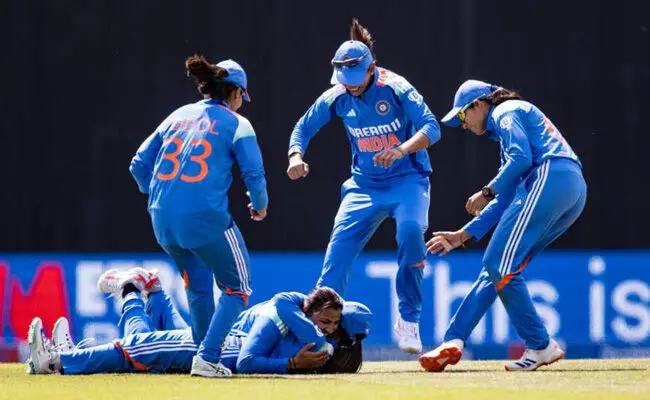 ಇಂಗ್ಲೆಂಡ್ ವಿರುದ್ಧ ಭಾರತದ ಮಹಿಳಾ ಕ್ರಿಕೆಟ್ ತಂಡಕ್ಕೆ ಜಯ