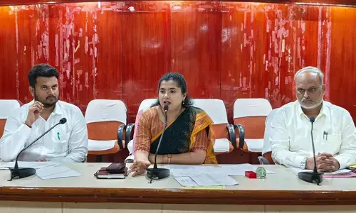 ಕಲಬುರಗಿ | ಬೆಳೆ ವಿಮೆ ಕುರಿತು ರೈತರಲ್ಲಿ ಅರಿವು ಮೂಡಿಸುವುದು ಅಧಿಕಾರಿಗಳ ಕರ್ತವ್ಯ : ಡಿಸಿ ಫೌಝಿಯಾ ತರನ್ನುಮ್