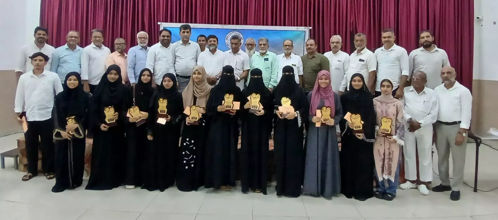 ಜಮೀಯತುಲ್ ಫಲಾಹ್ ಉಳ್ಳಾಲ ಘಟಕದಿಂದ ವಿದ್ಯಾರ್ಥಿ ವೇತನ ವಿತರಣೆ ಜಮೀಯತುಲ್ ಫಲಾಹ್ ಉಳ್ಳಾಲ ಘಟಕದಿಂದ ವಿದ್ಯಾರ್ಥಿ ವೇತನ ವಿತರಣೆ