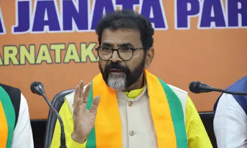 ಶೂನ್ಯ ಸಾಧನೆ, ಮಿತಿ ಮೀರಿದ ಭ್ರಷ್ಟಾಚಾರಕ್ಕೂ ಸಮಾವೇಶ ಬೇಕೇ? : ಛಲವಾದಿ ನಾರಾಯಣಸ್ವಾಮಿ