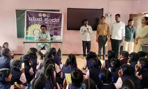 ಬೀದರ್ | ಪುಸ್ತಕ ಓದುವ ಹವ್ಯಾಸ ಬೆಳೆಸಿಕೊಂಡರೆ ಮೊಬೈಲ್ ಗೀಳಿನಿಂದ ದೂರ ಇರಬಹುದು : ಲಕ್ಷ್ಮಣ್ ಮಚಕುರೆ