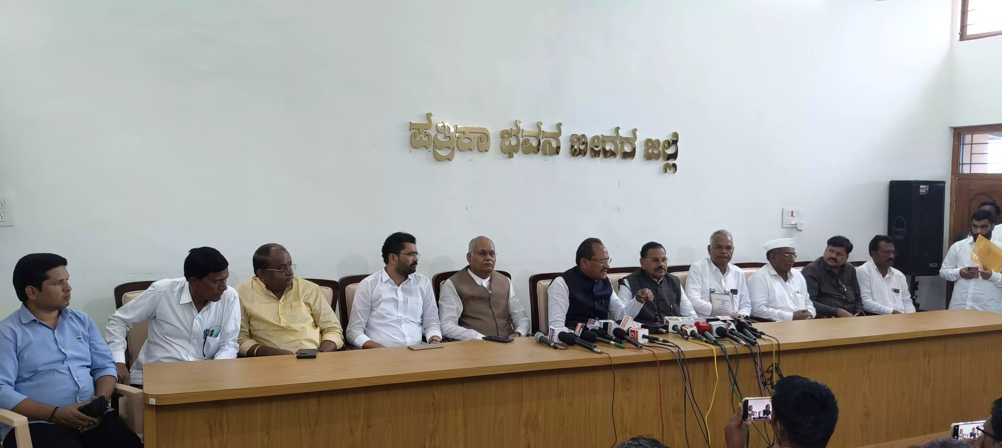 ವೈಯಕ್ತಿಕ ವಿಷಯ ಇಟ್ಟುಕೊಂಡು ಮಾಜಿ ಸಂಸದ ಭಗವಂತ್ ಖುಬಾ ಅವರು ನನ್ನ ವಿರುದ್ಧ ಷಡ್ಯಂತ್ರ ರೂಪಿಸುತ್ತಿದ್ದಾರೆ : ಶಾಸಕ ಪ್ರಭು ಚೌವ್ಹಾಣ್ ಆರೋಪ