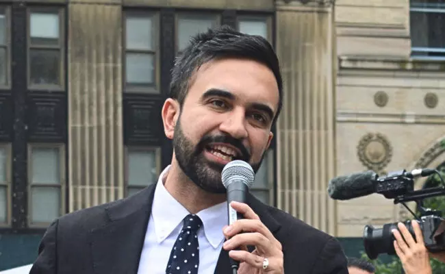 ಇರಾನ್ ಬೆಂಬಲಿತ ಹೌದಿಗಳು ಎನ್ನುವಿರಾದರೆ ಅಮೆರಿಕ ಬೆಂಬಲಿತ ಐಡಿಎಫ್ ಎಂದು ಯಾಕಾಗಬಾರದು?: ಬಿಬಿಸಿಗೆ ಝೊಹ್ರಾನ್ ಮಮ್ದಾನಿ ಪ್ರಶ್ನೆ