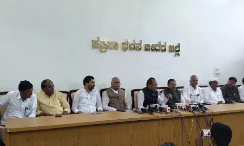 ವೈಯಕ್ತಿಕ ವಿಷಯ ಇಟ್ಟುಕೊಂಡು ಮಾಜಿ ಸಂಸದ ಭಗವಂತ್ ಖುಬಾ ಅವರು ನನ್ನ ವಿರುದ್ಧ ಷಡ್ಯಂತ್ರ ರೂಪಿಸುತ್ತಿದ್ದಾರೆ : ಶಾಸಕ ಪ್ರಭು ಚೌವ್ಹಾಣ್ ಆರೋಪ