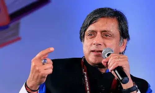 ಭಾರತ ಇಲ್ಲವಾದರೆ ಯಾರು ಬದುಕುಳಿಯುತ್ತಾರೆ?: ನಿಷ್ಠೆ ಕುರಿತ ಪ್ರಶ್ನೆಗೆ ನೆಹರೂ ಅವರ ಹೇಳಿಕೆ ಉಲ್ಲೇಖಿಸಿ ಪ್ರತಿಕ್ರಿಯಿಸಿದ ಶಶಿ ತರೂರ್