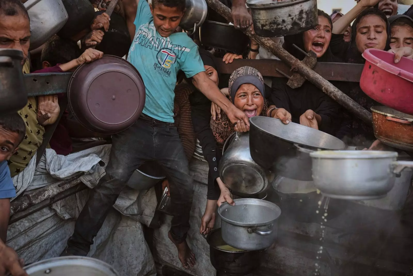 ಗಾಝಾ | ನೆರವು ವಿತರಣಾ ಕೇಂದ್ರದಲ್ಲಿ ಇಸ್ರೇಲ್ ಗುಂಡಿನ ದಾಳಿಗೆ 90ಕ್ಕೂ ಅಧಿಕ ಫೆಲೆಸ್ತೀನಿಯರು ಬಲಿ