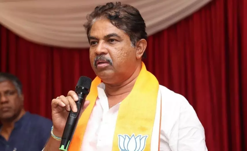 Photo of R. Ashok Photo of R. Ashok