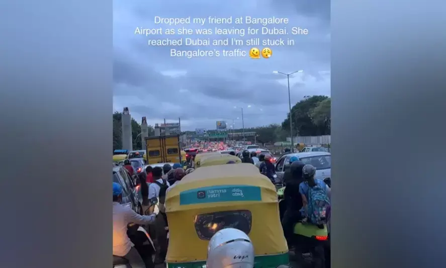 ಬೆಂಗಳೂರು ಟ್ರಾಫಿಕ್ | ʼಸ್ನೇಹಿತೆ ದುಬೈ ತಲುಪಿದಳು, ನಾನಿನ್ನೂ ಸಂಚಾರ ದಟ್ಟನೆಯಲ್ಲೇ ಸಿಲುಕಿದ್ದೇನೆʼ : ಪೋಸ್ಟ್‌ ವೈರಲ್