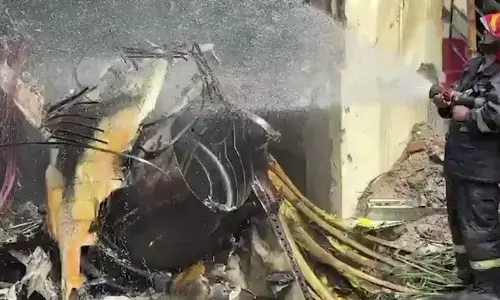 ಬಾಂಗ್ಲಾದೇಶ ವಾಯುಪಡೆಯ ತರಬೇತಿ ಜೆಟ್ ವಿಮಾನ ಶಾಲೆಗೆ ಢಿಕ್ಕಿ: ಓರ್ವ ಮೃತ್ಯು, ನಾಲ್ವರಿಗೆ ಗಾಯ