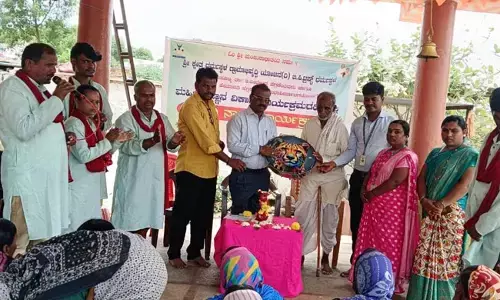 ಆಳಂದ | ಸಾವಳೇಶ್ವರದಲ್ಲಿ ಬೀದಿ ನಾಟಕದ ಮೂಲಕ ಜನಜಾಗೃತಿ