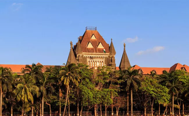 2006 ಮುಂಬೈ ರೈಲು ಸ್ಫೋಟ ಪ್ರಕರಣ | ಆರೋಪಿಗೆ ಚಿತ್ರಹಿಂಸೆ ನೀಡಿದ್ದು ಅನಾಗರಿಕ, ಅಮಾನವೀಯ: ಬಾಂಬೆ ಹೈಕೋರ್ಟ್