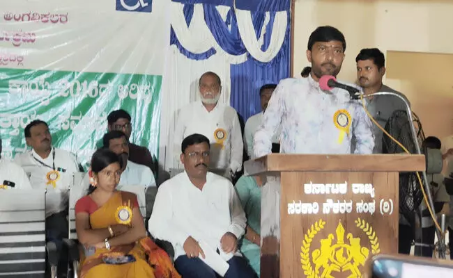 ವಿಶೇಷ ಚೇತನರಿಗೆ ಆತ್ಮಸ್ಥೈರ್ಯ ತುಂಬುವ ಕೆಲಸವಾಗಲಿ: ಶಾಸಕ ಶರಣಗೌಡ ಕಂದಕೂರ ವಿಶೇಷ ಚೇತನರಿಗೆ ಆತ್ಮಸ್ಥೈರ್ಯ ತುಂಬುವ ಕೆಲಸವಾಗಲಿ: ಶಾಸಕ ಶರಣಗೌಡ ಕಂದಕೂರ