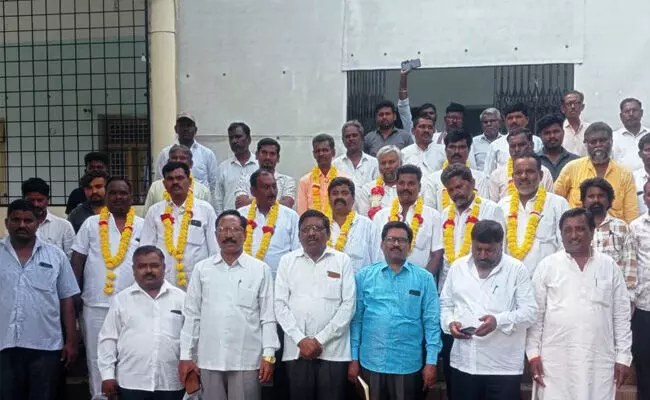 ಆಳಂದ | ಬಲಿಷ್ಠ ಸಮಾಜ ನಿರ್ಮಾಣಕ್ಕೆ ಒಗ್ಗೂಡಿ ಹೋರಾಟಕ್ಕೆ ಮುಂದಾಗಬೇಕು: ದತ್ತಾತ್ರೇಯ ಕುಡಕಿ ಆಳಂದ | ಬಲಿಷ್ಠ ಸಮಾಜ ನಿರ್ಮಾಣಕ್ಕೆ ಒಗ್ಗೂಡಿ ಹೋರಾಟಕ್ಕೆ ಮುಂದಾಗಬೇಕು: ದತ್ತಾತ್ರೇಯ ಕುಡಕಿ