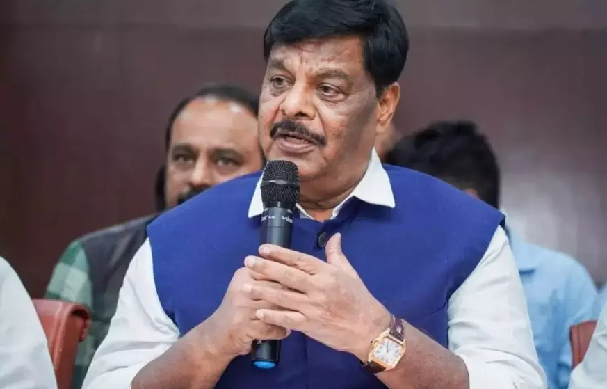 ಡಿ.ಕೆ.ಸುರೇಶ್‌ ನನಗೆ ಫೋನ್ ಮಾಡಿ ಬೆದರಿಕೆ ಹಾಕಿದ್ದಾರೆ ಎಂಬ ವದಂತಿಯನ್ನು ಯಾರು ಹಬ್ಬಿಸಿದ್ದಾರೋ ಗೊತ್ತಿಲ್ಲ : ಮಹದೇವಪ್ಪ