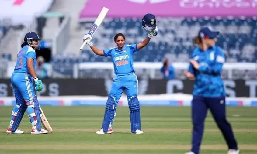 3ನೇ ಏಕದಿನ ಪಂದ್ಯ: ಹರ್ಮನ್‌ಪ್ರೀತ್ ಕೌರ್ ಶತಕ