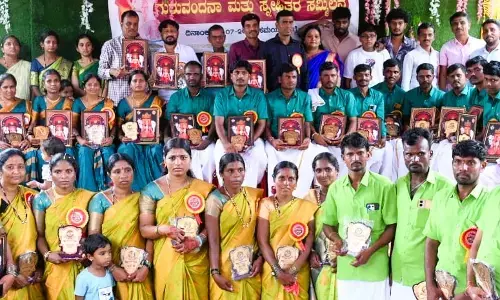 ಕೊಪ್ಪಳ | ಲಾಚನಕೇರಿ ಸರಕಾರಿ ಹಿರಿಯ ಪ್ರಾಥಮಿಕ ಶಾಲೆಯಲ್ಲಿ ಗುರುವಂದನಾ, ಸ್ನೇಹ ಸಮ್ಮಿಲನ