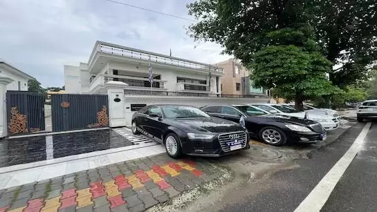 ಉತ್ತರ ಪ್ರದೇಶದ ಗಾಝಿಯಾಬಾದ್ ನಲ್ಲಿ ನಕಲಿ ರಾಯಭಾರ ಕಚೇರಿ ಪತ್ತೆ! ಉತ್ತರ ಪ್ರದೇಶದ ಗಾಝಿಯಾಬಾದ್ ನಲ್ಲಿ ನಕಲಿ ರಾಯಭಾರ ಕಚೇರಿ ಪತ್ತೆ!