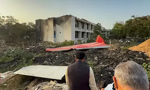 ಏರ್ ಇಂಡಿಯಾ ವಿಮಾನ ಅಪಘಾತ | ಎಲ್ಲ ಕಳೇಬರಗಳನ್ನೂ ವೃತ್ತಿಪರವಾಗಿ ನಿರ್ವಹಿಸಲಾಗಿದೆ: ಡೈಲಿ ಮೇಲ್ ವರದಿಗೆ ವಿದೇಶಾಂಗ ವ್ಯವಹಾರಗಳ ಸಚಿವಾಲಯ ಪ್ರತಿಕ್ರಿಯೆ