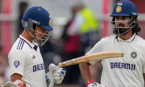 ವೋಕ್ಸ್ ಎಸೆತಕ್ಕೆ ತುಂಡಾದ ಯಶಸ್ವಿ ಜೈಸ್ವಾಲ್ ಬ್ಯಾಟ್!