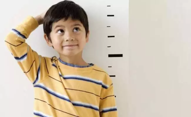 ಐದು ವರ್ಷಕ್ಕಿಂತ ಕೆಳಗಿನ ಶೇ.37ರಷ್ಟು ಮಕ್ಕಳು ಕುಬ್ಜತೆಯಿಂದ ಬಳಲುತ್ತಿದ್ದಾರೆ: ಸರಕಾರ ಐದು ವರ್ಷಕ್ಕಿಂತ ಕೆಳಗಿನ ಶೇ.37ರಷ್ಟು ಮಕ್ಕಳು ಕುಬ್ಜತೆಯಿಂದ ಬಳಲುತ್ತಿದ್ದಾರೆ: ಸರಕಾರ