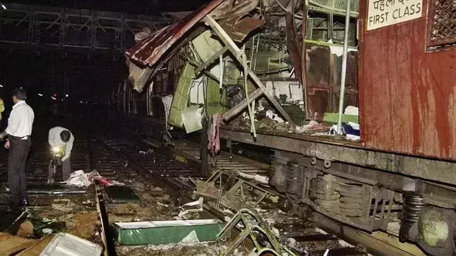 ಸಂಪಾದಕೀಯ | ಮುಂಬೈ ರೈಲು ಸ್ಫೋಟ: ಹಳಿ ತಪ್ಪಿದ ತನಿಖೆಗೆ ಬಲಿಯಾದವರು