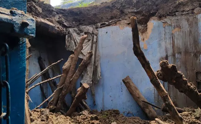 ಯಾದಗಿರಿ | ಭಾರೀ ಮಳೆ : ಮನೆ ಕುಸಿತ