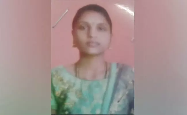 ರಾಯಚೂರು | ಮಹಿಳೆ ಕಾಣೆ: ಪತ್ತೆಗೆ ಪೊಲೀಸರ ಮನವಿ ರಾಯಚೂರು | ಮಹಿಳೆ ಕಾಣೆ: ಪತ್ತೆಗೆ ಪೊಲೀಸರ ಮನವಿ