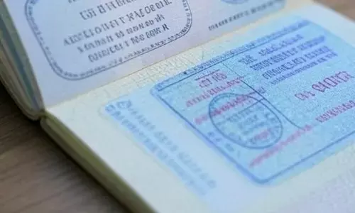 ಚೀನಾದ ಪ್ರವಾಸಿಗರಿಗೆ ಸದ್ದಿಲ್ಲದೆ ವೀಸಾ ಸೇವೆಗಳನ್ನು ಪುನರಾರಂಭಿಸಿದ ಭಾರತ