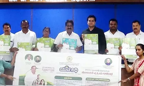 ಗ್ಯಾರಂಟಿ ಯೋಜನೆ ಫಲಾನುಭವಿಗಳು ಸ್ವಸಹಾಯ ಗುಂಪು ರಚಿಸಿಕೊಳ್ಳಿ: ಪ್ರತೀಕ್ ಬಾಯಲ್ ಸಲಹೆ