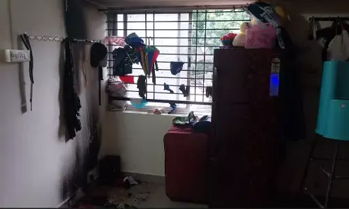 ಹುಬ್ಬಳ್ಳಿ | ಅಡುಗೆ ಸಿಲಿಂಡರ್‌ ಸೋರಿಕೆಯಿಂದ ಅಗ್ನಿ ಅವಘಡ: ನಾಲ್ವರಿಗೆ ಗಾಯ