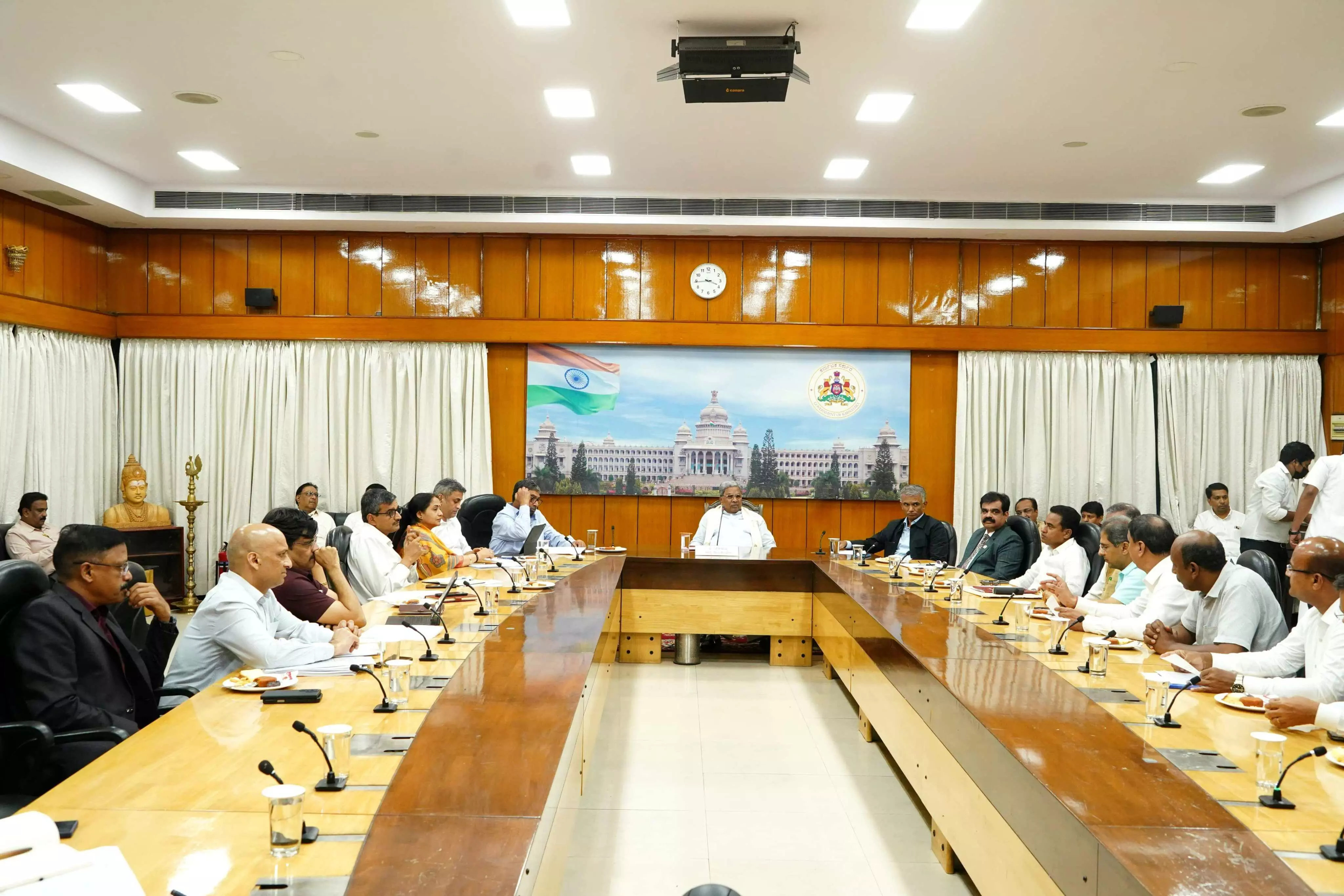 ಮರು ಸಮೀಕ್ಷೆ ಯಶಸ್ವಿಯಾಗಲಿ ಮರು ಸಮೀಕ್ಷೆ ಯಶಸ್ವಿಯಾಗಲಿ