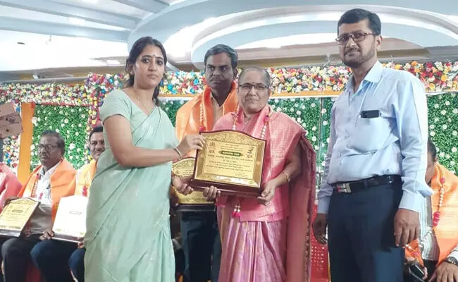 ಎಸೆಸೆಲ್ಸಿ ಫಲಿತಾಂಶ ಹೆಚ್ಚಳಕ್ಕೆ 29 ಅಂಶಗಳ ಕಾರ್ಯಕ್ರಮ ಎಲ್ಲಾ ಶಾಲೆಗಳಲ್ಲಿ ಕಡ್ಡಾಯವಾಗಿ ಜಾರಿ : ಜಿಲ್ಲಾಧಿಕಾರಿ ಶಿಲ್ಪಾ ಶರ್ಮಾ ಎಸೆಸೆಲ್ಸಿ ಫಲಿತಾಂಶ ಹೆಚ್ಚಳಕ್ಕೆ 29 ಅಂಶಗಳ ಕಾರ್ಯಕ್ರಮ ಎಲ್ಲಾ ಶಾಲೆಗಳಲ್ಲಿ ಕಡ್ಡಾಯವಾಗಿ ಜಾರಿ : ಜಿಲ್ಲಾಧಿಕಾರಿ ಶಿಲ್ಪಾ ಶರ್ಮಾ