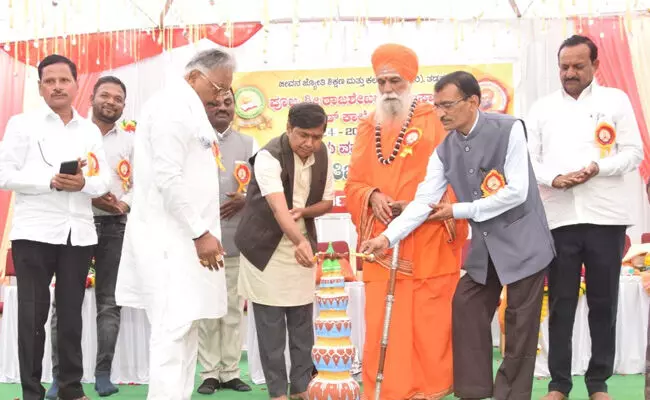 ಆಳಂದ | ಜ್ಞಾನಕ್ಕೆ ಸಮಾನವಾದದ್ದು ಮತ್ತೊಂದಿಲ್ಲ: ಎನ್.ಎಂ.ಬಿರಾದಾರ ಆಳಂದ | ಜ್ಞಾನಕ್ಕೆ ಸಮಾನವಾದದ್ದು ಮತ್ತೊಂದಿಲ್ಲ: ಎನ್.ಎಂ.ಬಿರಾದಾರ