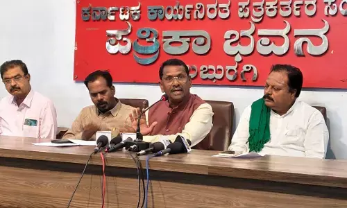 ಗಣತಿ ಸಮೀಕ್ಷೆಯಲ್ಲಿ ಜನರ ಆರ್ಥಿಕ ಸ್ಥಿತಿಗತಿ ಮಾನದಂಡವಾಗಿಸಿ: ಪ್ರೊ.ದಯಾನಂದ ಅಗಸರ್