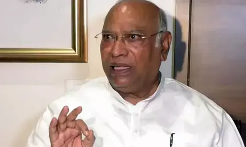 ಓಬಿಸಿ, ಪರಿಶಿಷ್ಟರ ಒಡೆದು ಆಳುವ ಮೋದಿ ಸರಕಾರ : ‘ ಭಾಗೀದಾರಿ ನ್ಯಾಯ ಸಮ್ಮೇಳನ’ದಲ್ಲಿ ಖರ್ಗೆ ಕಿಡಿ