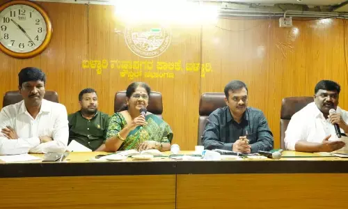 ಬಳ್ಳಾರಿ | ಜಿಲ್ಲಾ ಮಟ್ಟದ ಸಫಾಯಿ ಕರ್ಮಚಾರಿಗಳ ಜಾಗೃತಿ ಸಮಿತಿಯ ಪ್ರಗತಿ ಪರಿಶೀಲನಾ ಸಭೆ