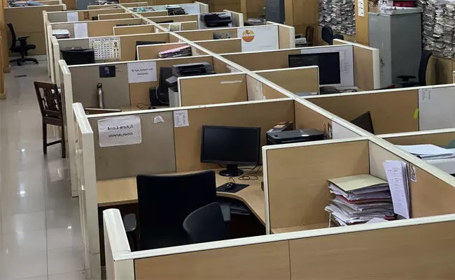 ಕೇರಳದಲ್ಲಿ ಸರಕಾರಿ ಉದ್ಯೋಗಗಳಲ್ಲಿ ಮುಸ್ಲಿಮರ ಪ್ರಾತಿನಿಧ್ಯತೆಯ ಕೊರತೆ : ವರದಿ