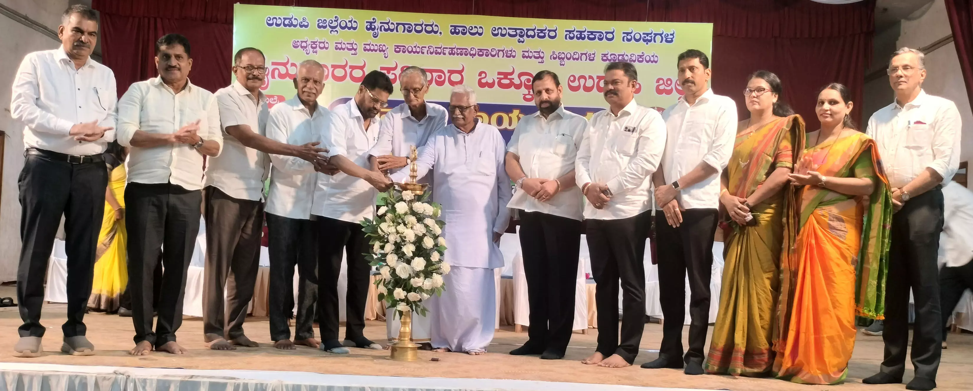 ಹಾಲು ಉತ್ಪಾದಕರ ಸಂಘ ಸದಸ್ಯರಿಗೂ ಕಡಿಮೆ ಬಡ್ಡಿಯ ಸಾಲಕ್ಕೆ ಚಿಂತನೆ: ರಾಜೇಂದ್ರಕುಮಾರ್