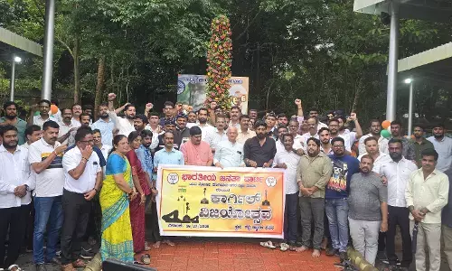 ಕಾರ್ಗಿಲ್ ವಿಜಯ ದಿವಸ ಆಚರಣೆ: ಹುತಾತ್ಮ ಯೋಧರಿಗೆ ಗೌರವ