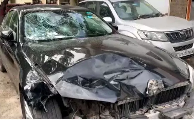 ನೊಯ್ಡಾ: ವಿದ್ಯಾರ್ಥಿ ಚಲಾಯಿಸುತ್ತಿದ್ದ ಬಿಎಂಡಬ್ಲ್ಯು ಕಾರು ಸ್ಕೂಟರ್‌ ಗೆ ಢಿಕ್ಕಿ, ಬಾಲಕಿ ಬಲಿ