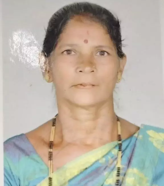 ಸುಳ್ಯ: ರಸ್ತೆ ದಾಟುತ್ತಿದ್ದ ವೇಳೆ ಬೈಕ್ ಢಿಕ್ಕಿ; ಮಹಿಳೆ ಮೃತ್ಯು ಸುಳ್ಯ: ರಸ್ತೆ ದಾಟುತ್ತಿದ್ದ ವೇಳೆ ಬೈಕ್ ಢಿಕ್ಕಿ; ಮಹಿಳೆ ಮೃತ್ಯು