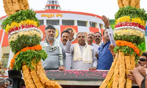 ಮಂಡ್ಯ | 1,146 ಕೋಟಿ ಮೊತ್ತದ ಅಭಿವೃದ್ಧಿ ಕಾರ್ಯಗಳಿಗೆ ಸಿಎಂ ಸಿದ್ದರಾಮಯ್ಯ ಚಾಲನೆ