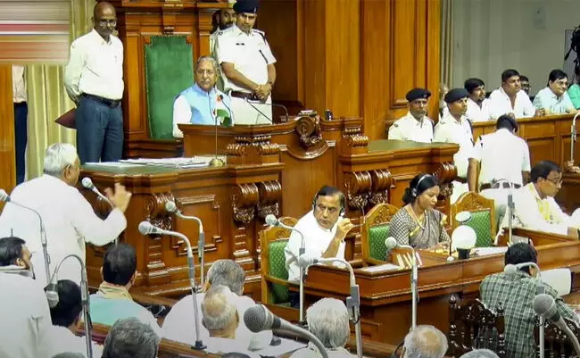 ಬಿಹಾರದಲ್ಲಿ 70,877.61 ಕೋಟಿ ರೂ.ಗಳ ಅಕ್ರಮಗಳು: ಸಿಎಜಿ ವರದಿ