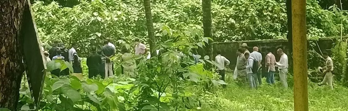 ಧರ್ಮಸ್ಥಳ ದೂರು | ದೂರುದಾರ ಗುರುತಿಸಿದ 13 ಸ್ಥಳಗಳಲ್ಲಿ ಪೊಲೀಸ್ ಗಸ್ತು; ಜು.29ರಂದು ಮೃತದೇಹ ಹೊರತೆಗೆಯುವ ಕಾರ್ಯಾಚರಣೆ ? ಧರ್ಮಸ್ಥಳ ದೂರು | ದೂರುದಾರ ಗುರುತಿಸಿದ 13 ಸ್ಥಳಗಳಲ್ಲಿ ಪೊಲೀಸ್ ಗಸ್ತು; ಜು.29ರಂದು ಮೃತದೇಹ ಹೊರತೆಗೆಯುವ ಕಾರ್ಯಾಚರಣೆ ?