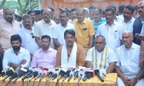 ಧರ್ಮಸ್ಥಳ | ದೂರುದಾರ ಅನಾಮಧೇಯ ವ್ಯಕ್ತಿ ಹಿಂದೆ ಕೇರಳ ಸರಕಾರ ಇದೆ : ಆರ್.ಅಶೋಕ್