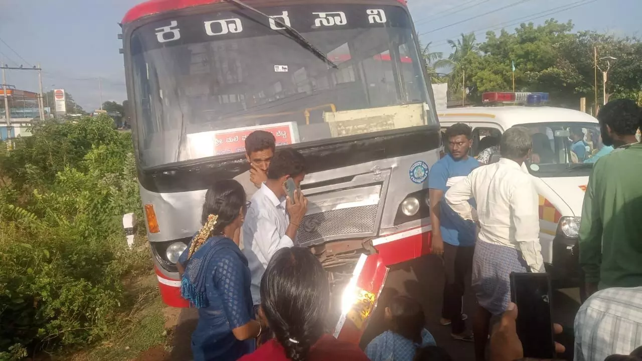 ಹನೂರು | ಬೈಕಿಗೆ ಕೆಎಸ್ಸಾರ್ಟಿಸಿ ಬಸ್ ಢಿಕ್ಕಿ: ಬೈಕ್ ಸವಾರ ಸ್ಥಳದಲ್ಲೇ ಮೃತ್ಯು